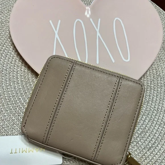 NWT Hammitt 5 North Wallet - Picture 2 of 3